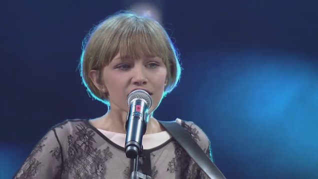 Grace VanderWaal – “Light The Sky” (Live at The Special Olympics Closing Ceremony 2017)