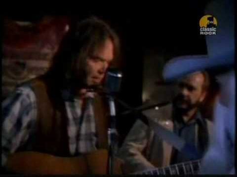 Neil Young –  Harvest Moon   Video