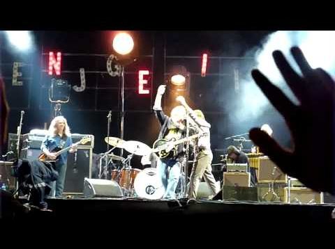 Neil Young & Paul McCartney A Day In The Life(In HD)