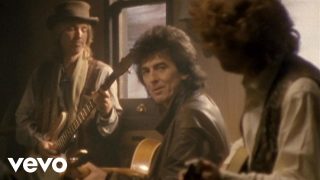 The Traveling Wilburys – End Of The Line