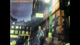 David Bowie – Soul Love