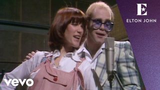 Elton John – Don’t Go Breaking My Heart (with Kiki Dee)