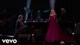 Elton John, Miley Cyrus – Tiny Dancer (LIVE From The 60th GRAMMYs ®)