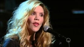 Jamey Johnson and Alison Krauss sing “Seven Spanish Angels” live  in Washington D. C. in HD.