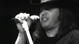 Lynyrd Skynyrd – Tuesday’s Gone – 3/7/1976 – Winterland (Official)