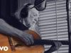 Willie Nelson – A Woman’s Love