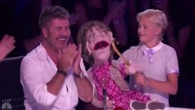Darci Lynne: Her Naughty Old-lady Puppet ‘Edna’ Makes Simon Cowell BLUSH!! America’s Got Talent 2017