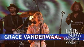 Grace VanderWaal Performs ‘Clearly’