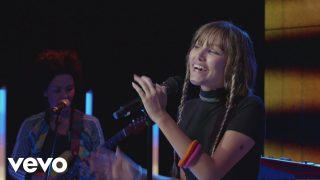 Grace VanderWaal – Ur So Beautiful (Live Performance)