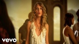 Taylor Swift – Fifteen