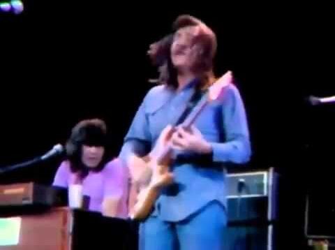 Chicago “Make Me Smile” [live 1970]