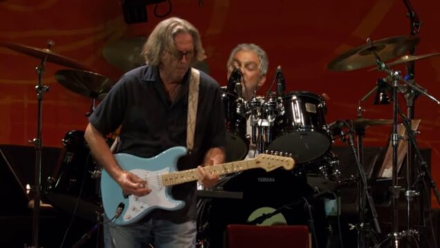 Eric Clapton – I Shot The Sheriff [Crossroads 2010] (Official Live Video)