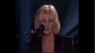 Fleetwood Mac – Songbird, Live (Lyrics).