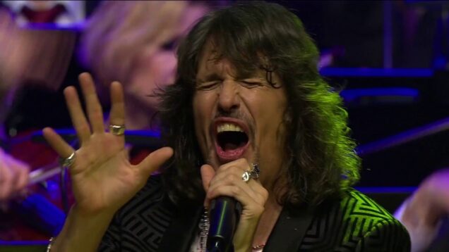 Foreigner “Say You Will” (With the 21st Century Symphony Orchestra & Chorus)