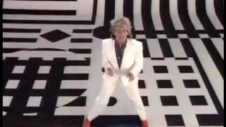 (HQ) Rod Stewart – Some Guys Have All The Luck  (official music video)