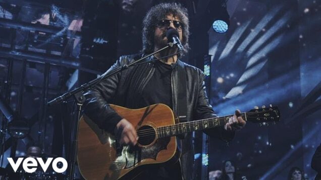 Jeff Lynne’s ELO – Turn to Stone (Live at Wembley Stadium)