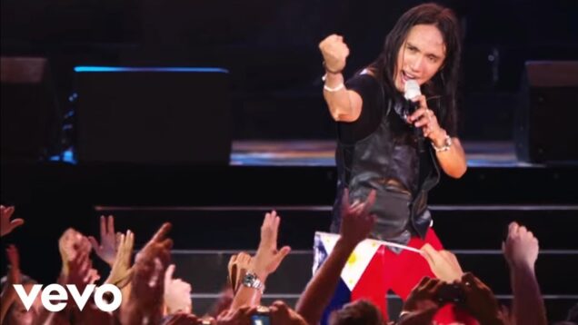 Journey – Don’t Stop Believin’ (Live 2009) [Official Video]