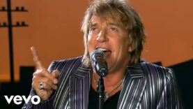 Rod Stewart – Have You Ever Seen The Rain (Official Video)