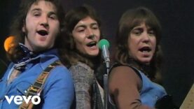 Smokie – Something’s Been Making Me Blue (Official Video) (VOD)